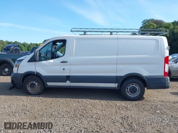 ✅ 2016 Ford Transit Cargo • VIN: 1FTYE1YM4GKA51761 • Лот: 42769163. Опубликован ранее на IAAI с пробегом 74 000 миль. Бесплатный доступ к архиву аукционных продаж из США и подробный отчёт об истории автомобиля на DreamBid. Изображение 14.