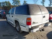 ✅ 2001 Chevrolet Suburban LT • VIN: 3GNEC16T51G174428 • Lot: 43614826. Listed on IAAI with 322,793 mi. Free auction sales archive from the USA and detailed vehicle history report at DreamBid. Image 3.