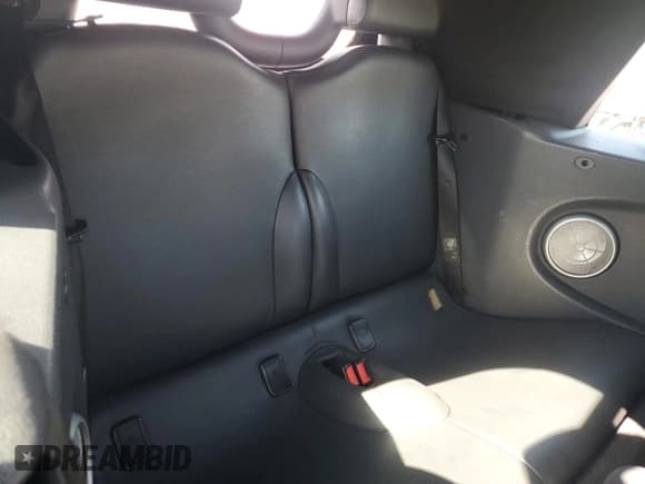 ✅ 2007 MINI Convertible S • VIN: WMWRH33597TL94449 • Lot: 43903935. Wystawiony na Copart z przebiegiem 67 484 mil. Bezpłatny archiwum sprzedaży aukcyjnych z USA i szczegółowy raport historii pojazdu na DreamBid. Zdjęcie 10.