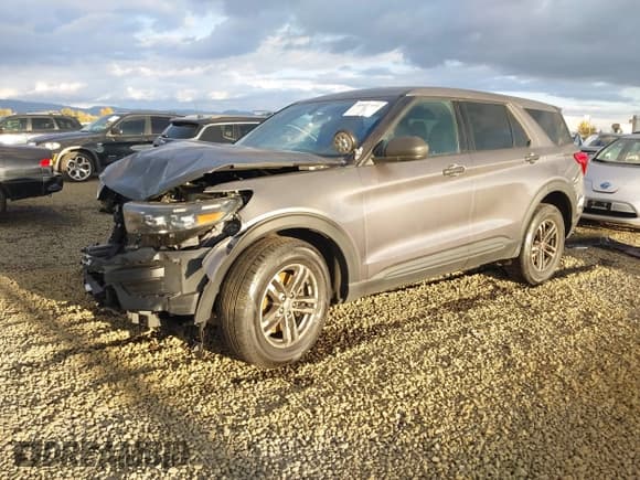 ✅ 2020 Ford Police Interceptor Utility • VIN: 1FM5K8AB5LGA55727 • Lot: 40877399. Wystawiony na IAAI z przebiegiem 38 827 mil. Bezpłatny archiwum sprzedaży aukcyjnych z USA i szczegółowy raport historii pojazdu na DreamBid. Zdjęcie 2.