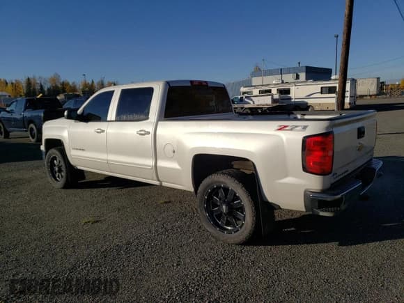✅ 2015 Chevrolet Silverado 1500 LT • VIN: 3GCUKREC0FG434622 • Лот: 65870394. Опубликован ранее на Copart с пробегом 88 678 миль. Бесплатный доступ к архиву аукционных продаж из США и подробный отчёт об истории автомобиля на DreamBid. Изображение 2.