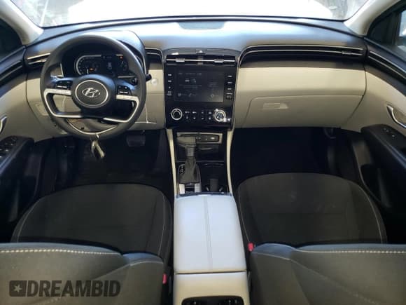 ✅ 2023 Hyundai Tucson SEL • VIN: 5NMJB3AE9PH195827 • Lot: 80999524. Wystawiony na Copart z przebiegiem 45 676 mil. Bezpłatny archiwum sprzedaży aukcyjnych z USA i szczegółowy raport historii pojazdu na DreamBid. Zdjęcie 8.