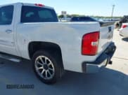 ✅ 2013 Chevrolet Silverado 1500 LT • VIN: 3GCPCSE21DG154150 • Lot: 43595621. Wystawiony na IAAI z przebiegiem 315 224 mil. Bezpłatny archiwum sprzedaży aukcyjnych z USA i szczegółowy raport historii pojazdu na DreamBid. Zdjęcie 18.