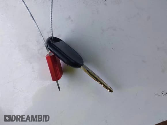 ✅ 2005 Ford Explorer XLT • VIN: 1FMZU63K65UA11317 • Lot: 42603292. Listed on IAAI with 218,625 mi. Free auction sales archive from the USA and detailed vehicle history report at DreamBid. Image 11.