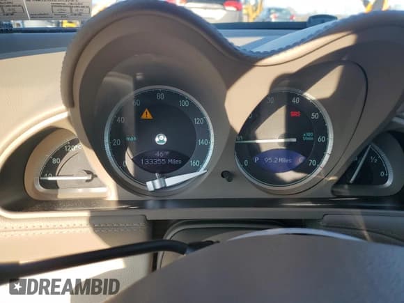 ✅ 2007 Mercedes-Benz SL 550 • VIN: WDBSK71FX7F134907 • Lot: 51100175. Listed on Copart with 133,355 mi. Free auction sales archive from the USA and detailed vehicle history report at DreamBid. Image 9.