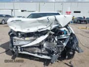 ✅ 2021 Toyota Camry Hybrid LE • VIN: 4T1C31AKXMU021961 • Lot: 43272682. Wystawiony na IAAI z przebiegiem 80 807 mil. Bezpłatny archiwum sprzedaży aukcyjnych z USA i szczegółowy raport historii pojazdu na DreamBid. Zdjęcie 13.