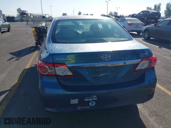 ✅ 2013 Toyota Corolla S • VIN: 5YFBU4EE4DP215370 • Lot: 43283365. Listed on IAAI with 182,843 mi. Free auction sales archive from the USA and detailed vehicle history report at DreamBid. Image 16.