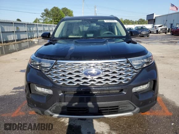 ✅ 2021 Ford Explorer Platinum • VIN: 1FM5K8HC7MGA55826 • Lot: 52320005. Wystawiony na Copart z przebiegiem 106 117 mil. Bezpłatny archiwum sprzedaży aukcyjnych z USA i szczegółowy raport historii pojazdu na DreamBid. Zdjęcie 5.