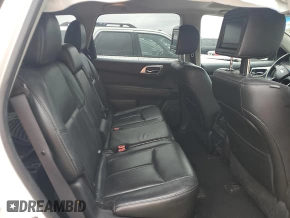 ✅ 2014 Nissan Pathfinder Platinum • VIN: 5N1AR2MM7EC674599 • Lot: 84005045. Wystawiony na Copart z przebiegiem 125 674 mil. Bezpłatny archiwum sprzedaży aukcyjnych z USA i szczegółowy raport historii pojazdu na DreamBid. Zdjęcie 11.