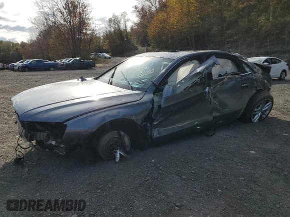 ✅ 2016 Audi A8 Sport • VIN: WAU43AFD3GN006801 • Лот: 90392455. Опубликован ранее на Copart с пробегом Не указан. Бесплатный доступ к архиву аукционных продаж из США и подробный отчёт об истории автомобиля на DreamBid. Изображение 1.