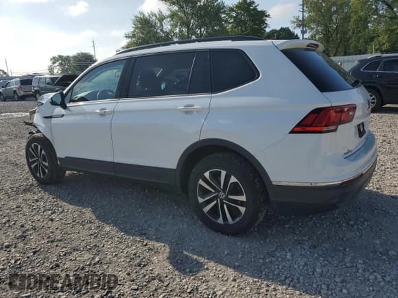 ✅ 2022 Volkswagen Tiguan S • VIN: 3VV0B7AX1NM116926 • Lot: 69102885. Wystawiony na Copart z przebiegiem 48 280 mil. Bezpłatny archiwum sprzedaży aukcyjnych z USA i szczegółowy raport historii pojazdu na DreamBid. Zdjęcie 2.