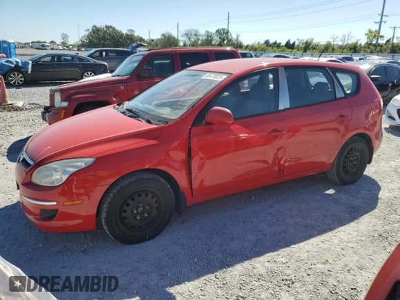 ✅ 2011 Hyundai Elantra GLS • VIN: KMHDB8AE7BU092848 • Lot: 86470025. Listed on Copart with 102,794 mi. Free auction sales archive from the USA and detailed vehicle history report at DreamBid. Image 1.