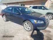 ✅ 2015 Volkswagen Passat SE • VIN: 1VWBV7A33FC072939 • Lot: 43613198. Listed on IAAI with 136,683 mi. Free auction sales archive from the USA and detailed vehicle history report at DreamBid. Image 1.