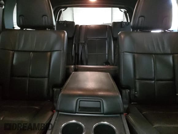 ✅ 2012 Lincoln Navigator • VIN: 5LMJJ2J5XCEL02970 • Lot: 86258295. Listed on Copart with 112,818 mi. Free auction sales archive from the USA and detailed vehicle history report at DreamBid. Image 10.