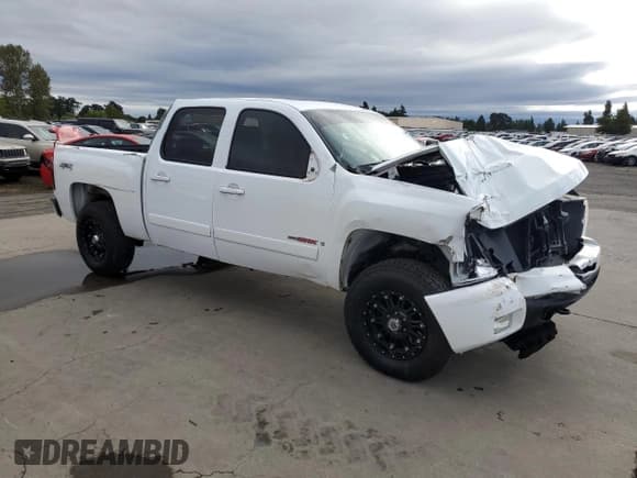 ✅ 2008 Chevrolet Silverado 1500 LTZ • VIN: 2GCFK13Y981157943 • Lot: 70302074. Listed on Copart with 150,688 mi. Free auction sales archive from the USA and detailed vehicle history report at DreamBid. Image 4.