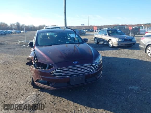 ✅ 2017 Ford Fusion SE • VIN: 3FA6P0H79HR203221 • Lot: 43671190. Wystawiony na IAAI z przebiegiem 160 689 mil. Bezpłatny archiwum sprzedaży aukcyjnych z USA i szczegółowy raport historii pojazdu na DreamBid. Zdjęcie 12.
