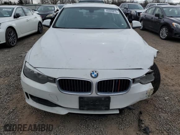 ✅ 2015 BMW 3 Series 320i xDrive • VIN: WBA3C3G54FNS74026 • Лот: 45926615. Опубликован ранее на Copart с пробегом Не указан. Бесплатный доступ к архиву аукционных продаж из США и подробный отчёт об истории автомобиля на DreamBid. Изображение 5.