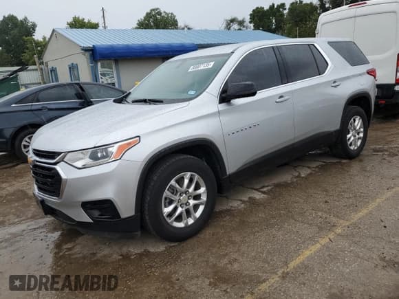 ✅ 2021 Chevrolet Traverse LS • VIN: 1GNERFKW3MJ229893 • Лот: 80007135. Опубликован ранее на Copart с пробегом 104 868 миль. Бесплатный доступ к архиву аукционных продаж из США и подробный отчёт об истории автомобиля на DreamBid. Изображение 1.