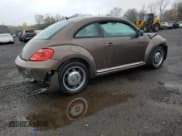 ✅ 2012 Volkswagen Beetle 2.5L PZEV • VIN: 3VWJP7AT7CM665557 • Лот: 89561295. Опубликован ранее на Copart с пробегом 81 349 миль. Бесплатный доступ к архиву аукционных продаж из США и подробный отчёт об истории автомобиля на DreamBid. Изображение 3.