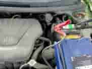 2012 Hyundai Veloster w/Red Int z VIN KMHTC6AD7CU081810, wystawiony jako Copart lot #85392454 z przebiegiem 172 747 mil mil oraz Czysty tytuł • Clean title. Historia ofert i sprzedaży dostępna na DreamBid. Obrazek 13.