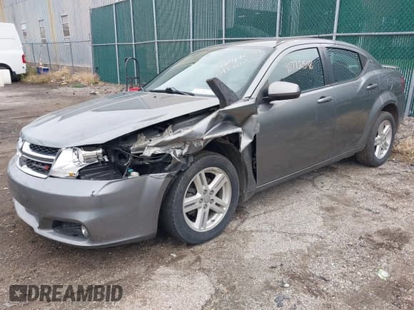 ✅ 2013 Dodge Avenger SXT • VIN: 1C3CDZCG0DN521540 • Lot: 40772548. Listed on IAAI with 145,455 mi. Free auction sales archive from the USA and detailed vehicle history report at DreamBid. Image 17.
