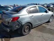 ✅ 2012 Mazda 3 i Sport • VIN: JM1BL1UF5C1553696 • Lot: 43420259. Wystawiony na IAAI z przebiegiem 142 928 mil. Bezpłatny archiwum sprzedaży aukcyjnych z USA i szczegółowy raport historii pojazdu na DreamBid. Zdjęcie 4.