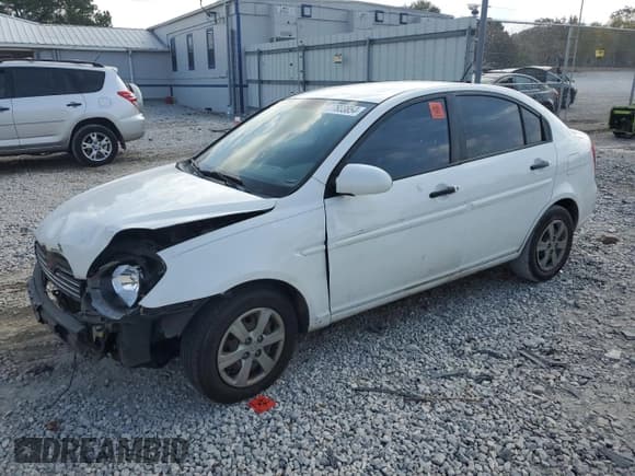 ✅ 2008 Hyundai Accent GLS • VIN: KMHCN46C08U260521 • Лот: 77933854. Опубликован ранее на Copart с пробегом 337 426 миль. Бесплатный доступ к архиву аукционных продаж из США и подробный отчёт об истории автомобиля на DreamBid. Изображение 1.