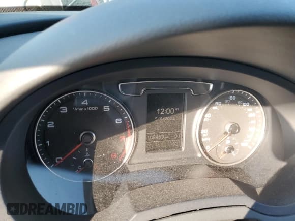 ✅ 2016 Audi Q3 Premium Plus • VIN: WA1BFCFS4GR010984 • Лот: 40075454. Опубликован ранее на Copart с пробегом 108 463 миль. Бесплатный доступ к архиву аукционных продаж из США и подробный отчёт об истории автомобиля на DreamBid. Изображение 9.