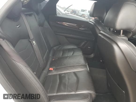 ✅ 2016 Cadillac CT6 RWD • VIN: 1G6KA5RX7GU161549 • Lot: 47631405. Wystawiony na Copart z przebiegiem 148 372 mil. Bezpłatny archiwum sprzedaży aukcyjnych z USA i szczegółowy raport historii pojazdu na DreamBid. Zdjęcie 10.