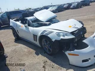 ✅ 2012 Chevrolet Corvette • VIN: 1G1YX2DW1C5100066 • Lot: 42001148. Wystawiony na IAAI z przebiegiem Nie podano. Bezpłatny archiwum sprzedaży aukcyjnych z USA i szczegółowy raport historii pojazdu na DreamBid. Zdjęcie 1.