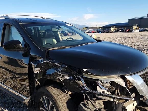 ✅ 2013 Nissan Pathfinder SV • VIN: 5N1AR2MMXDC621314 • Лот: 84264695. Опубликован ранее на Copart с пробегом 150 955 миль. Бесплатный доступ к архиву аукционных продаж из США и подробный отчёт об истории автомобиля на DreamBid. Изображение 13.