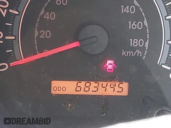 ✅ 2007 Toyota Tundra SR5 • VIN: 5TFEV541X7X031782 • Lot: 42553841. Listed on IAAI with 683,445 mi. Free auction sales archive from the USA and detailed vehicle history report at DreamBid. Image 7.