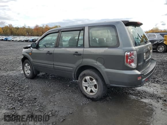 ✅ 2007 Honda Pilot LX • VIN: 5FNYF18197B016133 • Lot: 82569425. Listed on Copart with 169,550 mi. Free auction sales archive from the USA and detailed vehicle history report at DreamBid. Image 2.