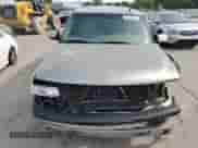 2002 Chevrolet Suburban LS с VIN 3GNFK16ZX2G347356, выставлен на аукционе Copart как лот 63318784 с пробегом 256 376 миль миль и Чистый • Clean title. История ставок и продаж доступна на DreamBid. Изображение 5.