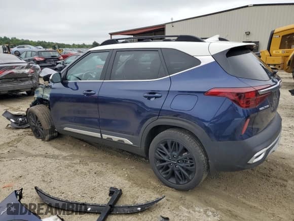 ✅ 2023 Kia Seltos Nightfall • VIN: KNDEUCA26P7448840 • Lot: 61000895. Listed on Copart with 22,653 mi. Free auction sales archive from the USA and detailed vehicle history report at DreamBid. Image 2.