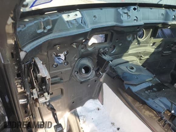 ✅ 2020 Dodge Challenger SRT Hellcat Widebody • VIN: 2C3CDZC92LH113906 • Lot: 68877264. Wystawiony na Copart z przebiegiem Nie podano. Bezpłatny archiwum sprzedaży aukcyjnych z USA i szczegółowy raport historii pojazdu na DreamBid. Zdjęcie 9.