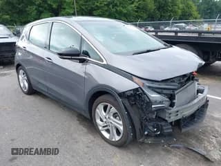 ✅ 2023 Chevrolet Bolt EV 1LT • VIN: 1G1FW6S0XP4135975 • Lot: 42701891. Wystawiony na IAAI z przebiegiem 29 335 mil. Bezpłatny archiwum sprzedaży aukcyjnych z USA i szczegółowy raport historii pojazdu na DreamBid. Zdjęcie 1.