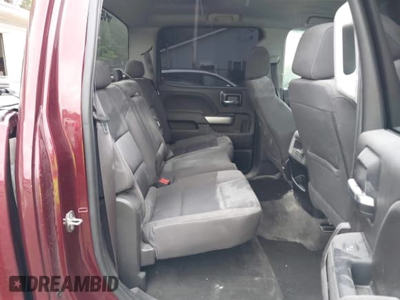 ✅ 2017 Chevrolet Silverado 2500HD LT • VIN: 1GC1KVEY7HF112894 • Lot: 42314299. Wystawiony na IAAI z przebiegiem 106 962 mil. Bezpłatny archiwum sprzedaży aukcyjnych z USA i szczegółowy raport historii pojazdu na DreamBid. Zdjęcie 8.