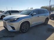 ✅ 2024 Lexus TX 350 • VIN: 5TDAAAB67RS000693 • Lot: 74490924. Wystawiony na Copart z przebiegiem 20 426 mil. Bezpłatny archiwum sprzedaży aukcyjnych z USA i szczegółowy raport historii pojazdu na DreamBid. Zdjęcie 1.