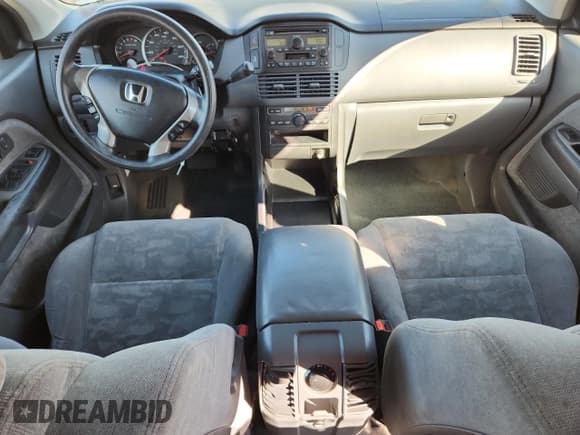 ✅ 2003 Honda Pilot EX • VIN: 2HKYF18453H518532 • Lot: 89899855. Listed on Copart with 177,762 mi. Free auction sales archive from the USA and detailed vehicle history report at DreamBid. Image 8.