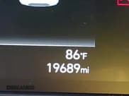 ✅ 2025 Hyundai Venue SEL • VIN: KMHRC8A34SU367299 • Lot: 43648814. Listed on IAAI with 19,689 mi. Free auction sales archive from the USA and detailed vehicle history report at DreamBid. Image 15.