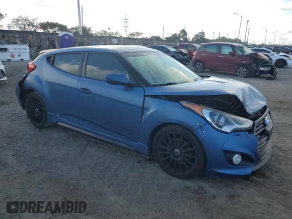 ✅ 2016 Hyundai Veloster Turbo R-Spec • VIN: KMHTC6AE7GU262288 • Lot: 43949035. Wystawiony na Copart z przebiegiem 52 989 mil. Bezpłatny archiwum sprzedaży aukcyjnych z USA i szczegółowy raport historii pojazdu na DreamBid. Zdjęcie 4.