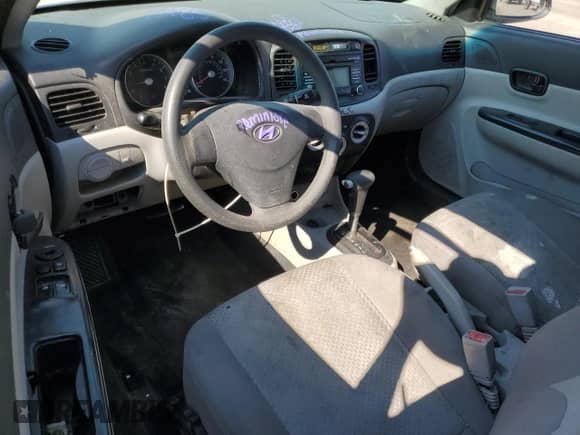 2008 Hyundai Accent GS с VIN KMHCM36C48U096106, выставлен на аукционе Copart как лот 70527784 с пробегом 127 027 миль миль и Списание • Salvage title. История ставок и продаж доступна на DreamBid. Изображение 8.