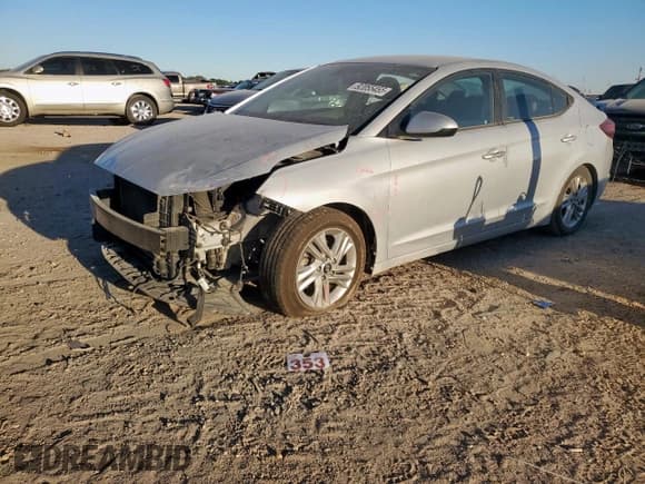 ✅ 2019 Hyundai Elantra Value Edition • VIN: 5NPD84LF8KH472020 • Lot: 92055455. Listed on Copart with Not provided. Free auction sales archive from the USA and detailed vehicle history report at DreamBid. Image 1.