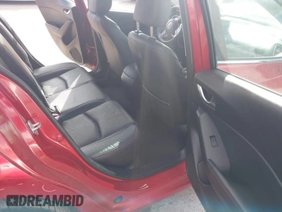 ✅ 2014 Mazda 3 S Grand Touring • VIN: JM1BM1W32E1178143 • Lot: 43674078. Listed on IAAI with 68,556 mi. Free auction sales archive from the USA and detailed vehicle history report at DreamBid. Image 8.