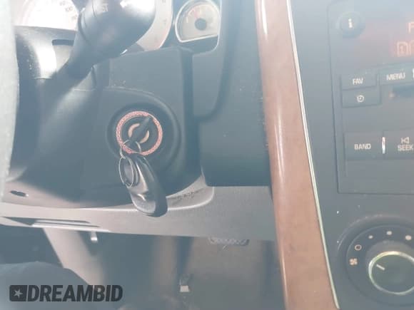 ✅ 2007 Saturn VUE V6 • VIN: 5GZCZ53437S825607 • Lot: 41559758. Wystawiony na IAAI z przebiegiem 173 131 mil. Bezpłatny archiwum sprzedaży aukcyjnych z USA i szczegółowy raport historii pojazdu na DreamBid. Zdjęcie 11.