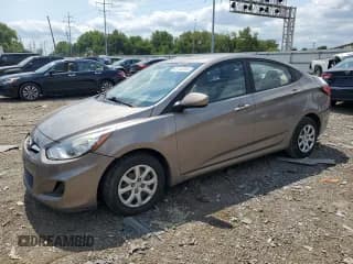 ✅ 2014 Hyundai Accent GLS • VIN: KMHCT4AE5EU637807 • Лот: 66140244. Опубликован ранее на Copart с пробегом 81 126 миль. Бесплатный доступ к архиву аукционных продаж из США и подробный отчёт об истории автомобиля на DreamBid. Изображение 1.