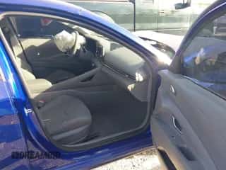 2022 Hyundai Elantra SEL z VIN KMHLM4AG8NU311501, wystawiony jako IAAI lot #43342631 z przebiegiem 87 998 mil mil oraz . Historia ofert i sprzedaży dostępna na DreamBid. Obrazek 5.