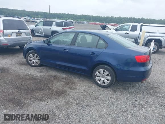 ✅ 2012 Volkswagen Jetta S • VIN: 3VW2K7AJ4CM390540 • Lot: 42942844. Listed on IAAI with 188,372 mi. Free auction sales archive from the USA and detailed vehicle history report at DreamBid. Image 3.