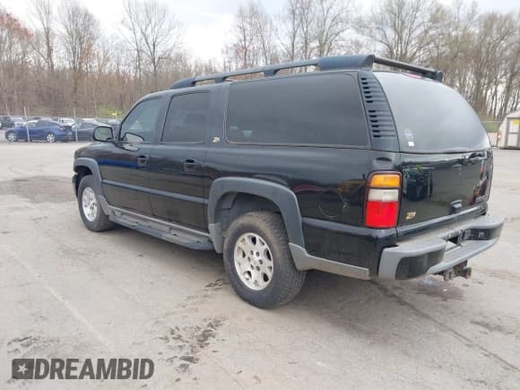 ✅ 2004 Chevrolet Suburban LT • VIN: 3GNFK16TX4G161475 • Лот: 42096671. Опубликован ранее на IAAI с пробегом 121 821 миль. Бесплатный доступ к архиву аукционных продаж из США и подробный отчёт об истории автомобиля на DreamBid. Изображение 3.